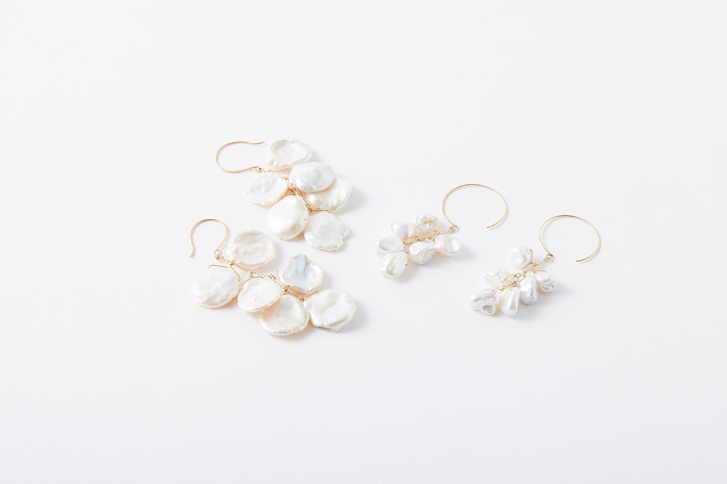 [ noble ] Petal Pearl Pierced Earrings