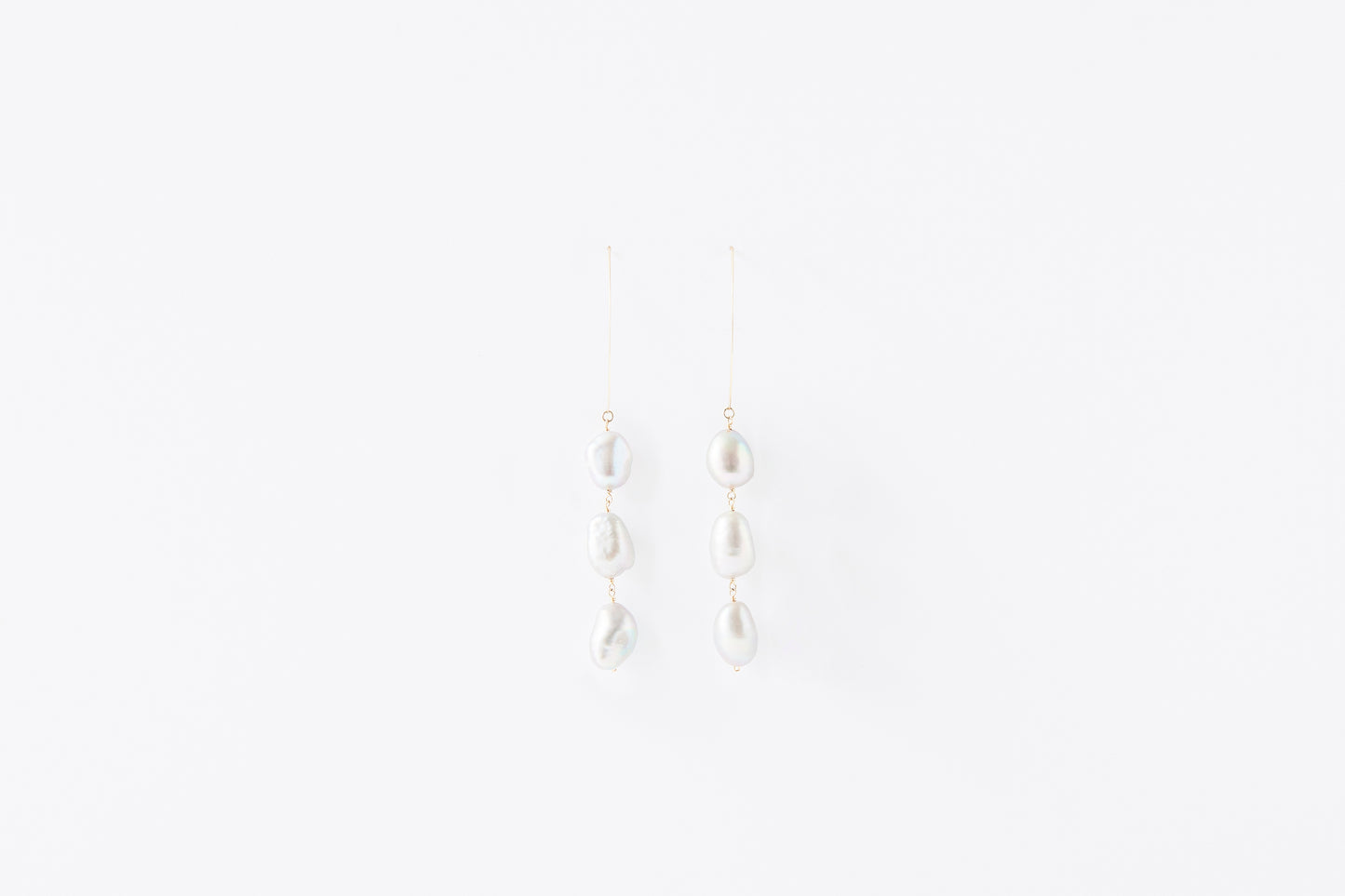 [ noble ] Gray Pearl Pierced Earrings