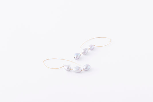 [ noble ] Gray Pearl Pierced Earrings