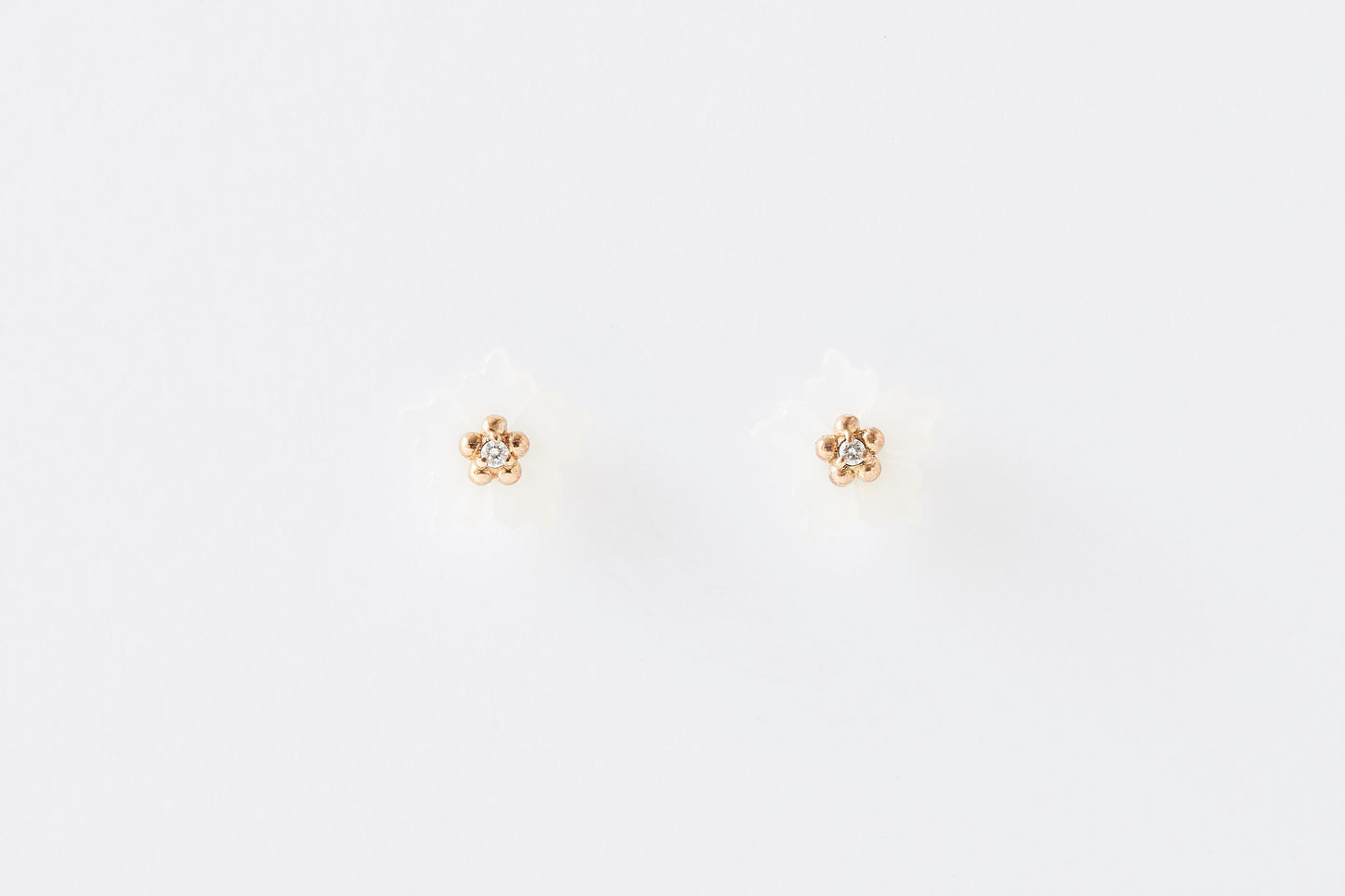 [ Fleur - Jasmine - ] Fleur blance Diamant Pierced Earrings S